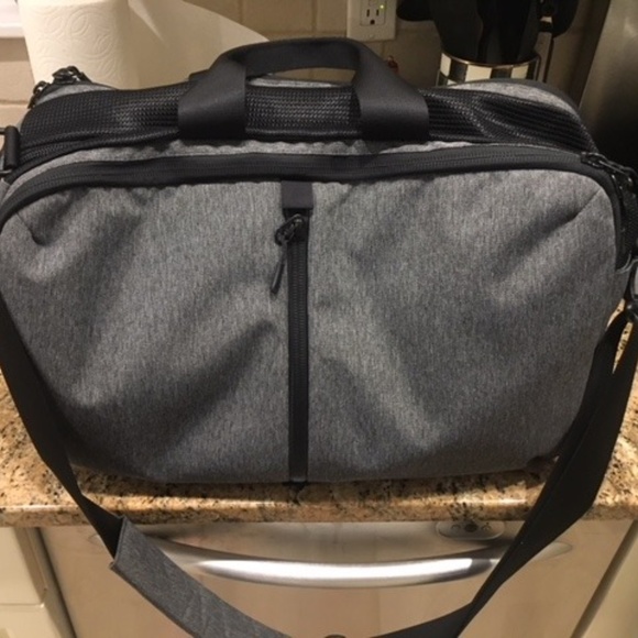 aer small gym duffel